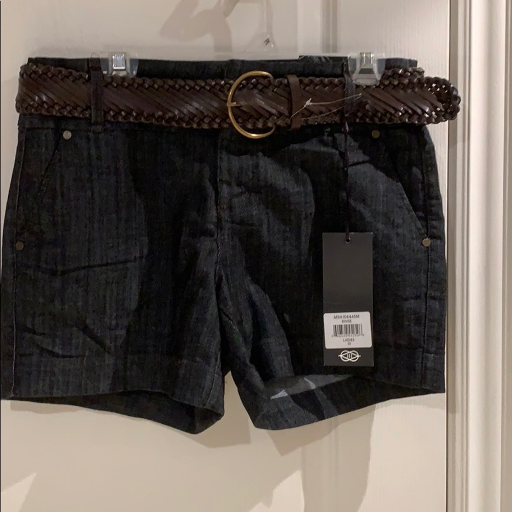 Ladies shorts